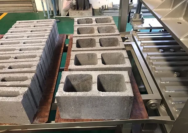 জিম্বাবুয়ে -জেডসিজেকে বিক্রির জন্য ইট তৈরির মেশিন